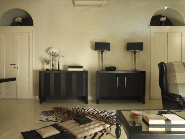 SINUOSA CREDENZA